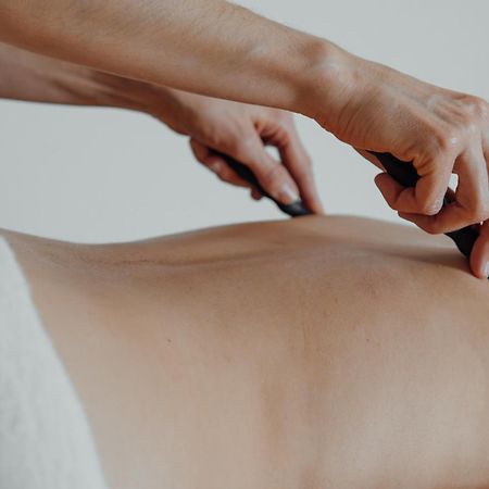 Elzland Hotel Pfauen Wellness & Spa Ельцах Екстер'єр фото