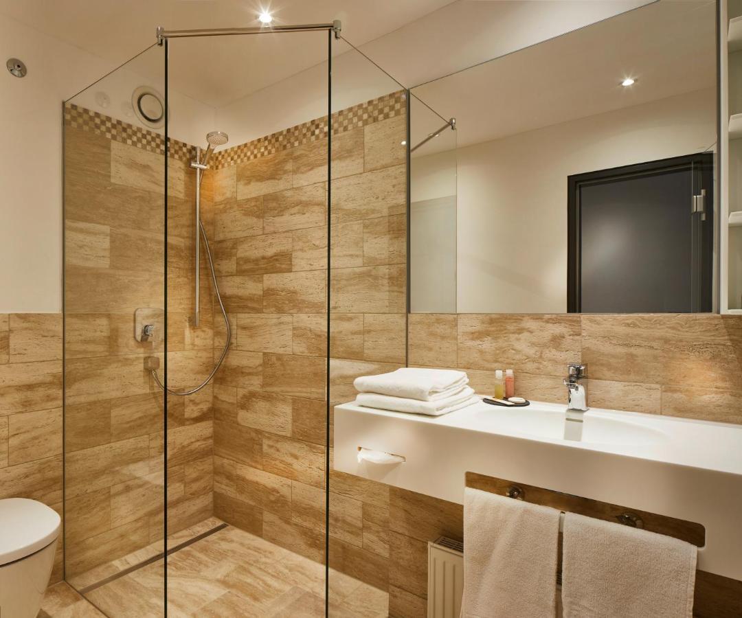 Elzland Hotel Pfauen Wellness & Spa Ельцах Екстер'єр фото