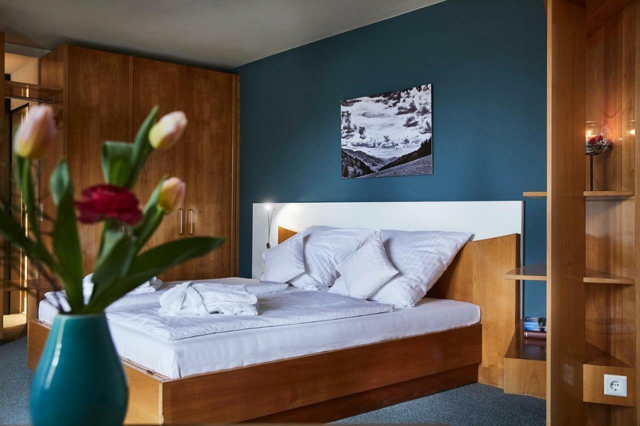 Elzland Hotel Pfauen Wellness & Spa Ельцах Екстер'єр фото